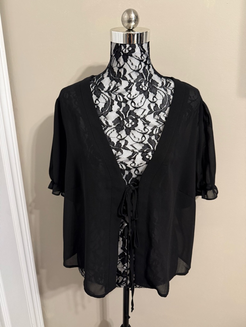 Fashion Nova Black Tie-Front Sheer Women's Top